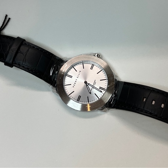 Watch 46mm Steel Case 10ATM Water Resistant. NEW - Picture 7 of 7